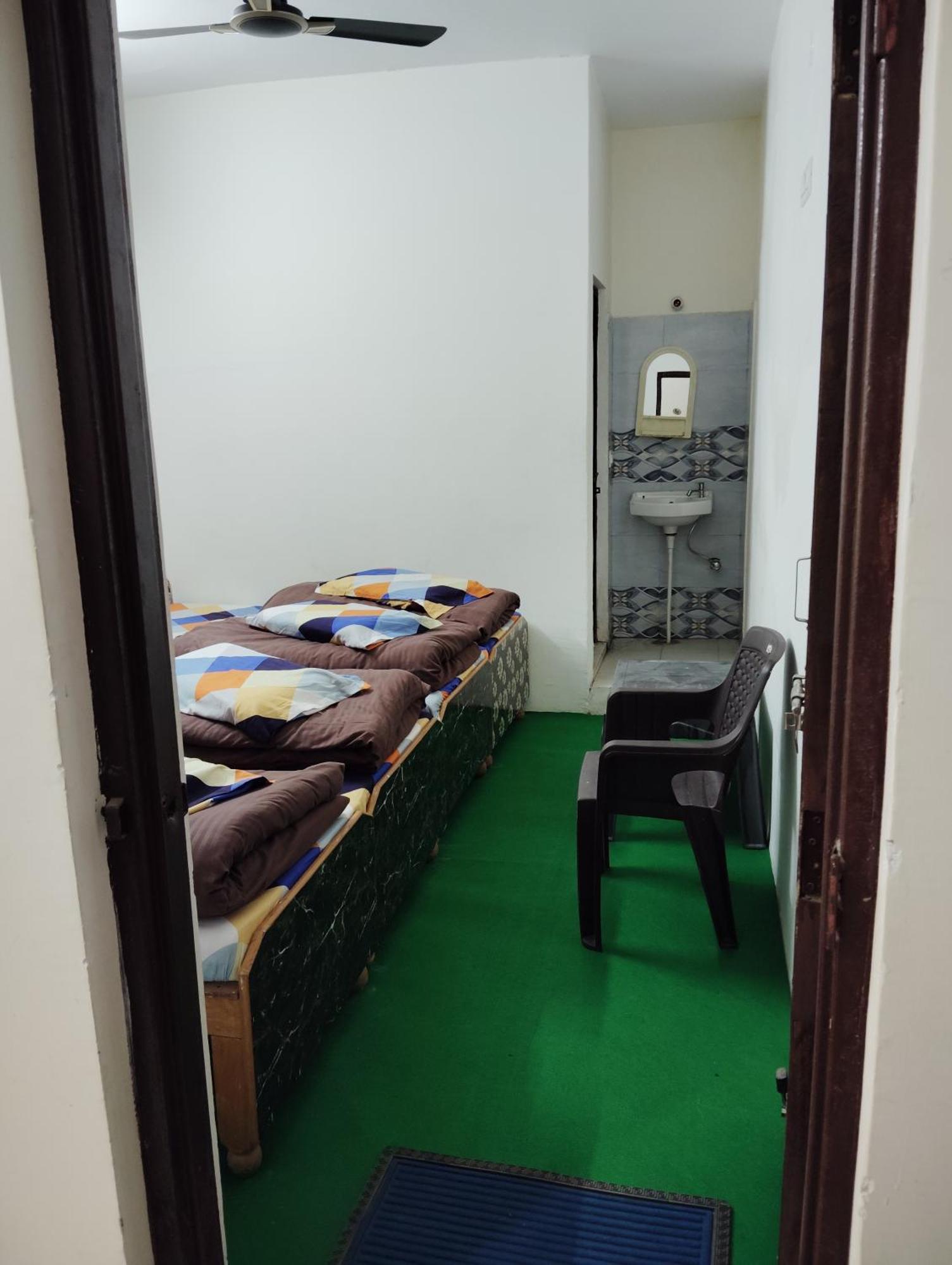 Hotel Narayana Residency Gupta Kashi Екстер'єр фото